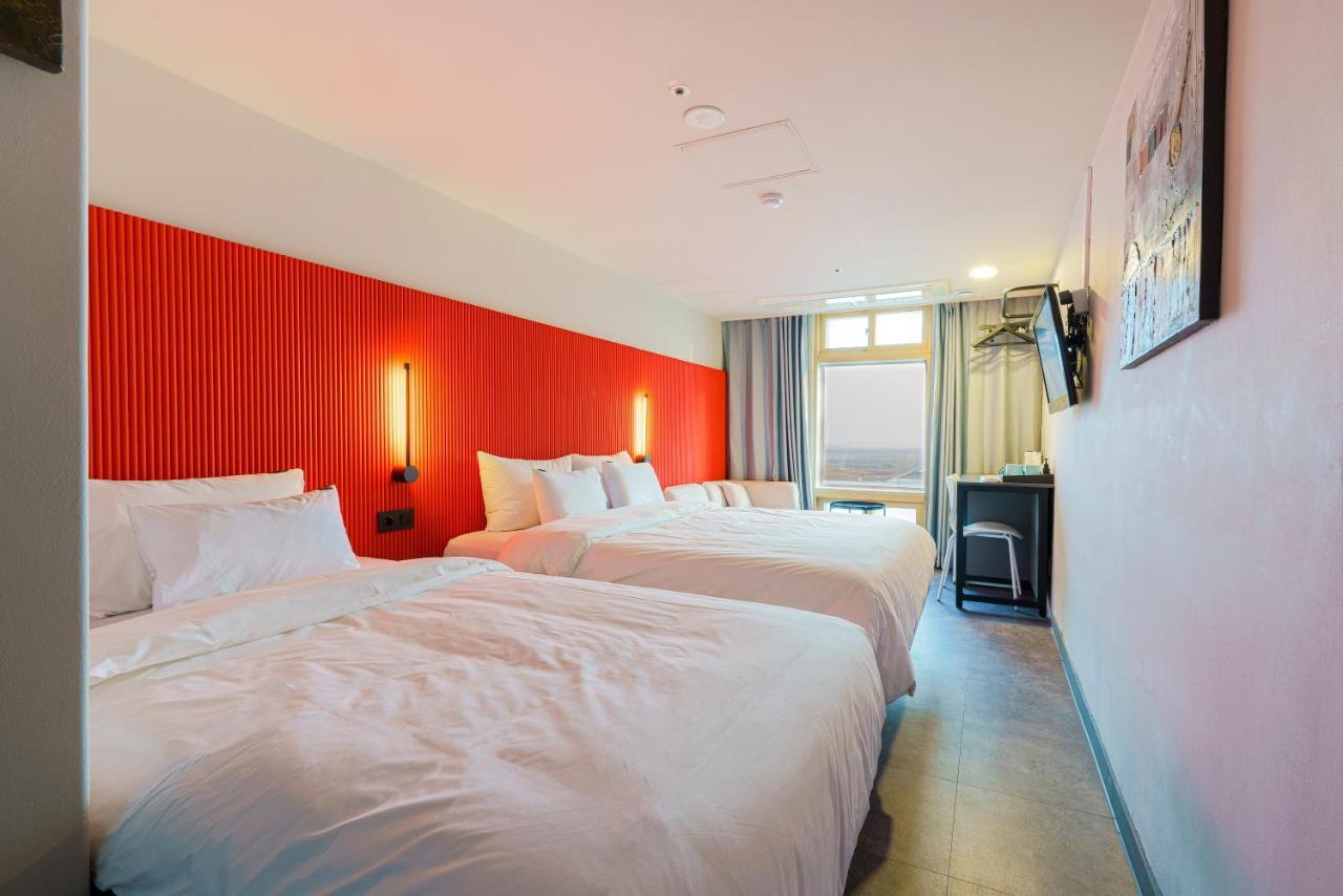 Little Prince Hotel กุนซาน ภายนอก รูปภาพ